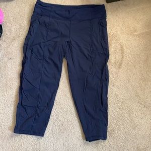 Women’s Lucy Capri